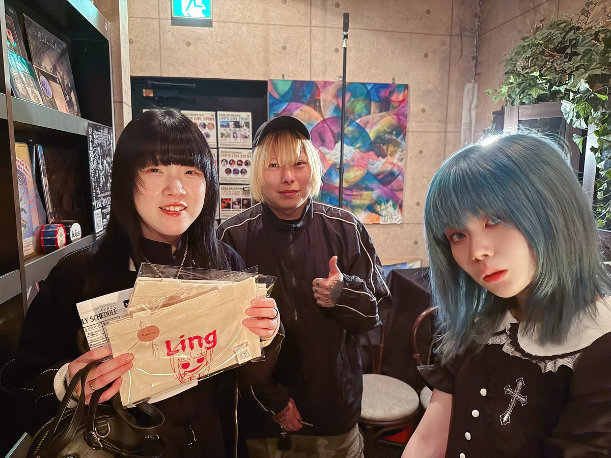 Ling▱staff tweet media