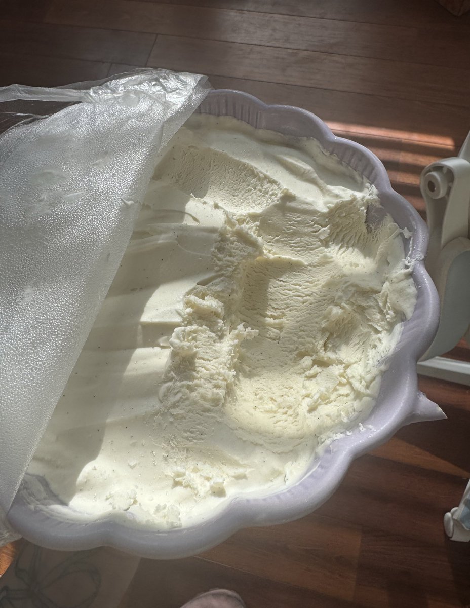 𓏲𝄢 tweet media