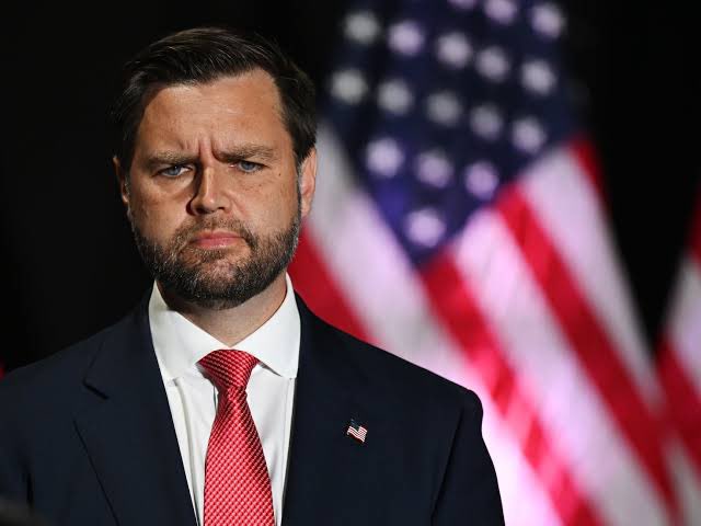 LBGeneraI's tweet photo. US 🇺🇸 vice-president Vance says US to get out of Iran 🇮🇷'soon' 😤 https://t.co/MRg3vWXR5V