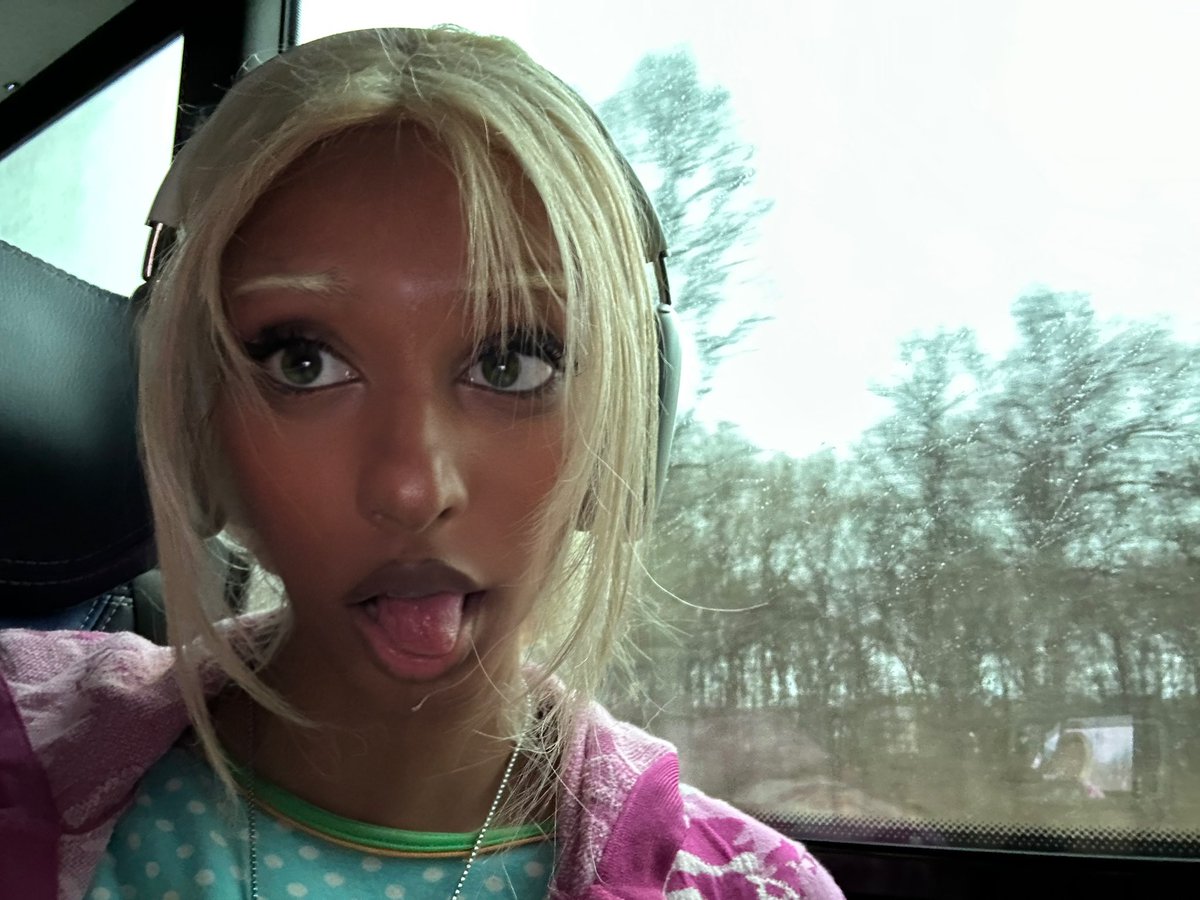 ✩⋆.ೃ࿔°𝄞 سماء °。✫彡♪𓇢𓆸 。・:*:・゚ tweet media