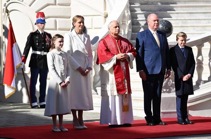 OrNella⭐ tweet media