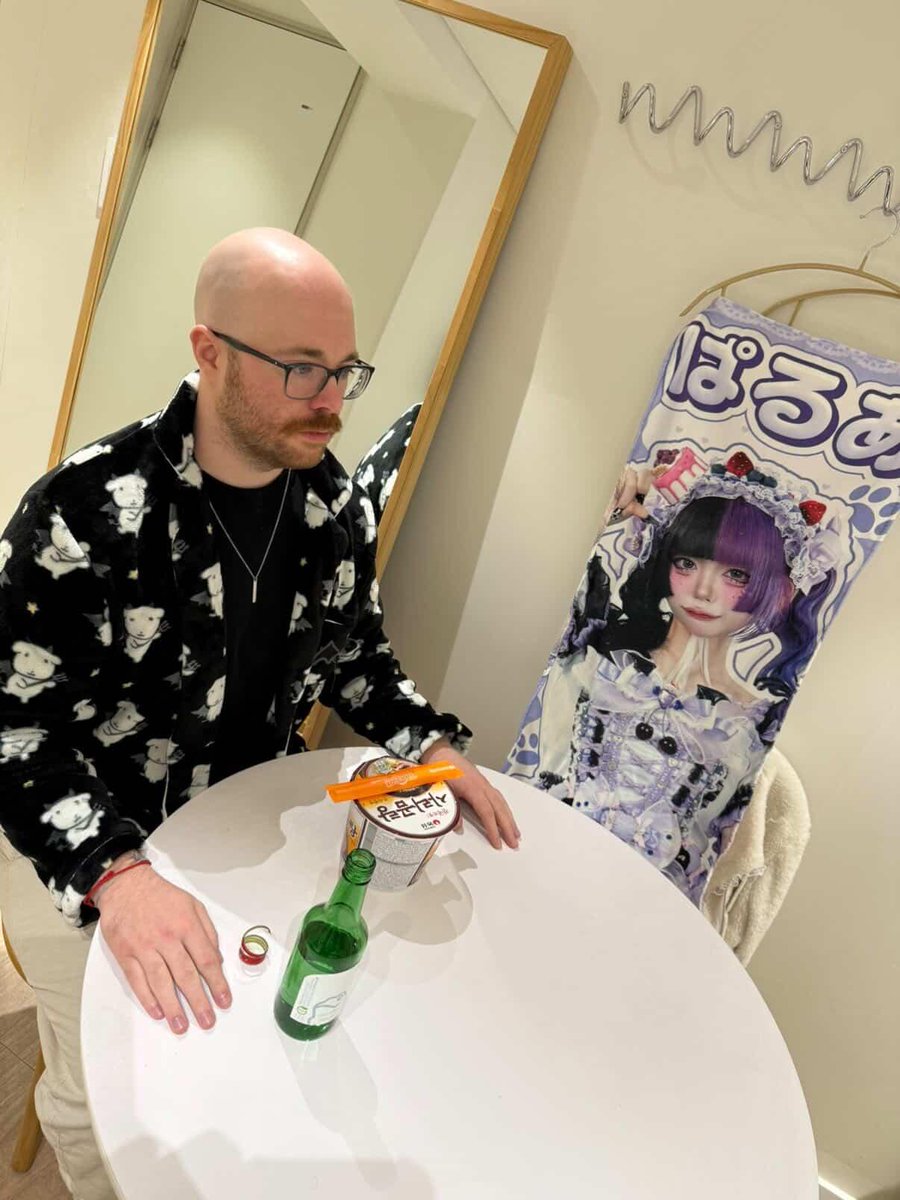 Demiskeleton tweet media