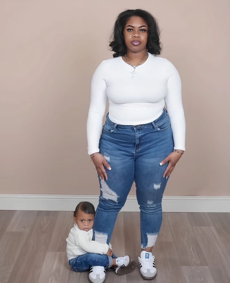 ᏟᎬᏁᎢᏒᎪᏞ👑🇨🇩 tweet media