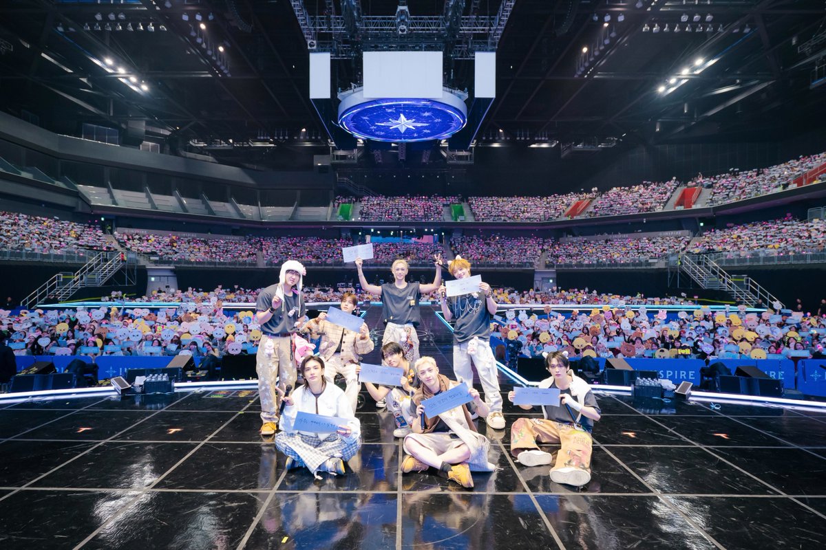 Stray Kids tweet media