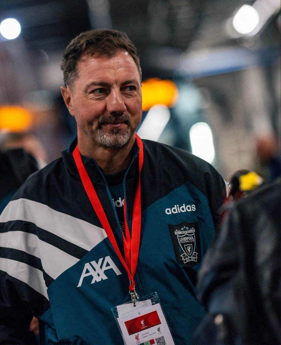 فـهـد tweet media