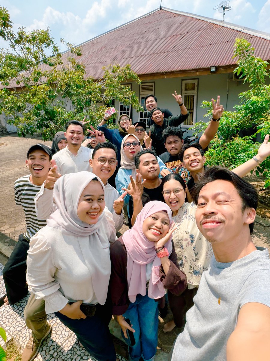 Siti Mustiani tweet media