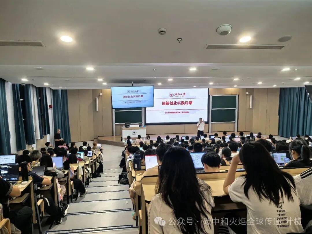 thad thomas tweet media