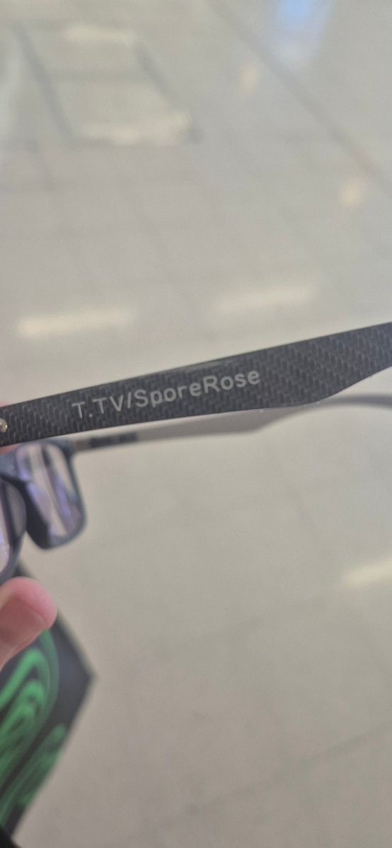 SporeRose ⭐️🌙🌟 tweet media