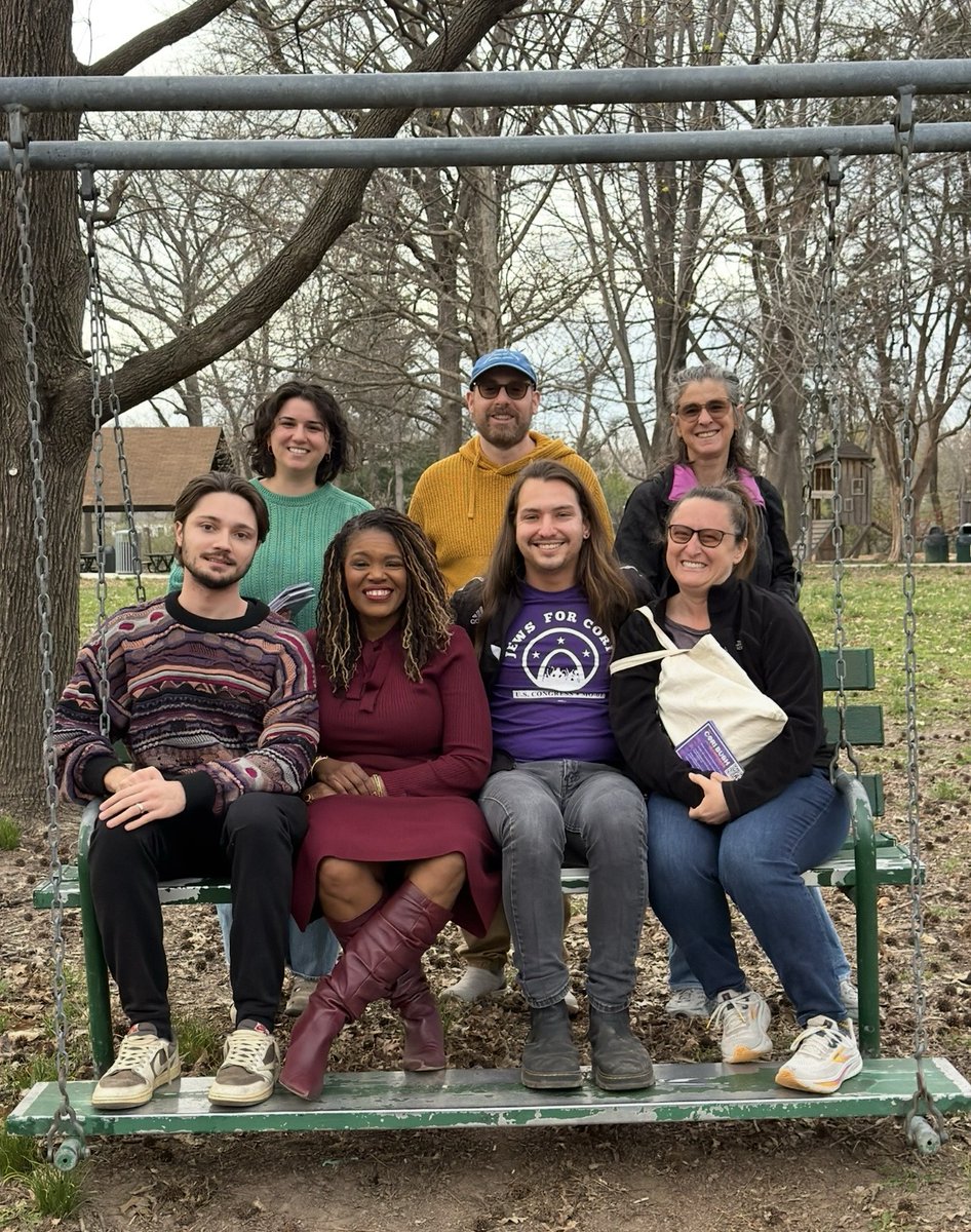 Cori Bush tweet media