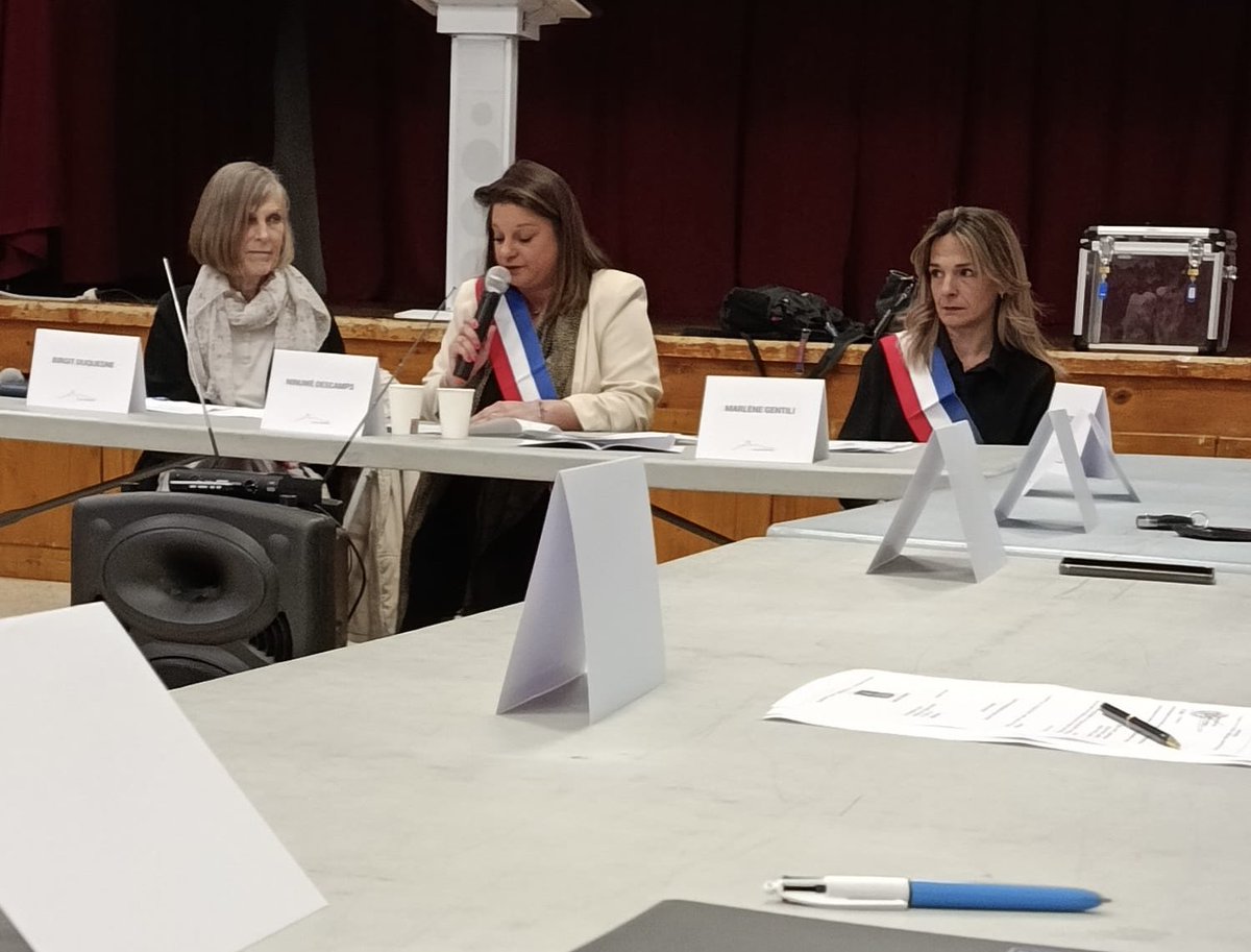 Ninuwé Descamps tweet media