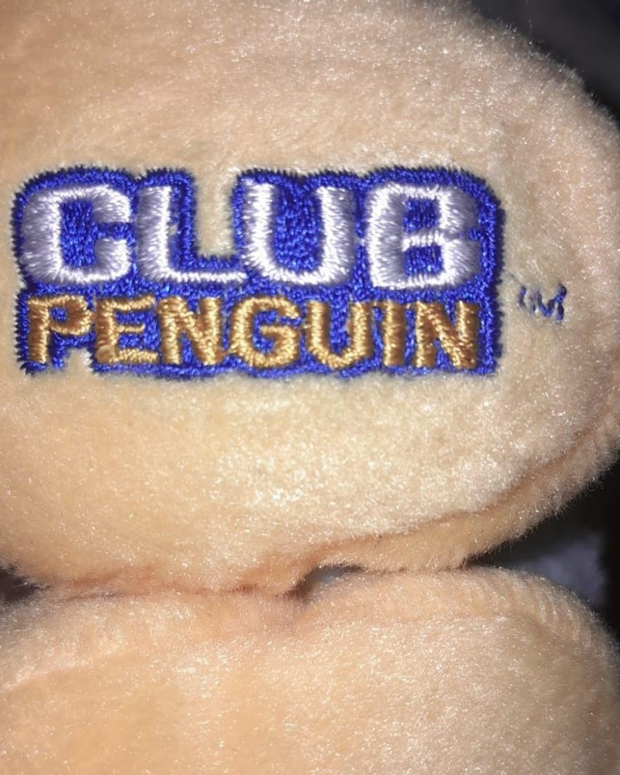 Club Penguin Collectors tweet media