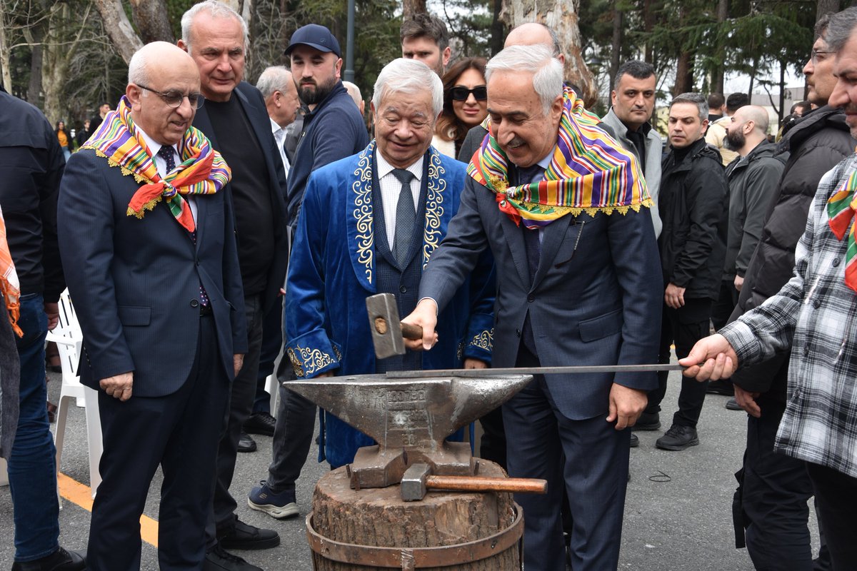 İÜ SKS tweet media