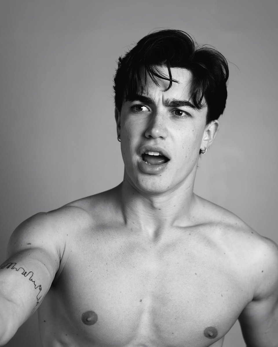 ᴛʜɪʀꜱᴛʙʏꜱᴇʙ tweet media