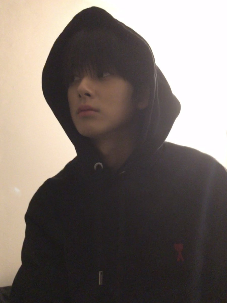 김민규 KIM MIN KYU tweet media