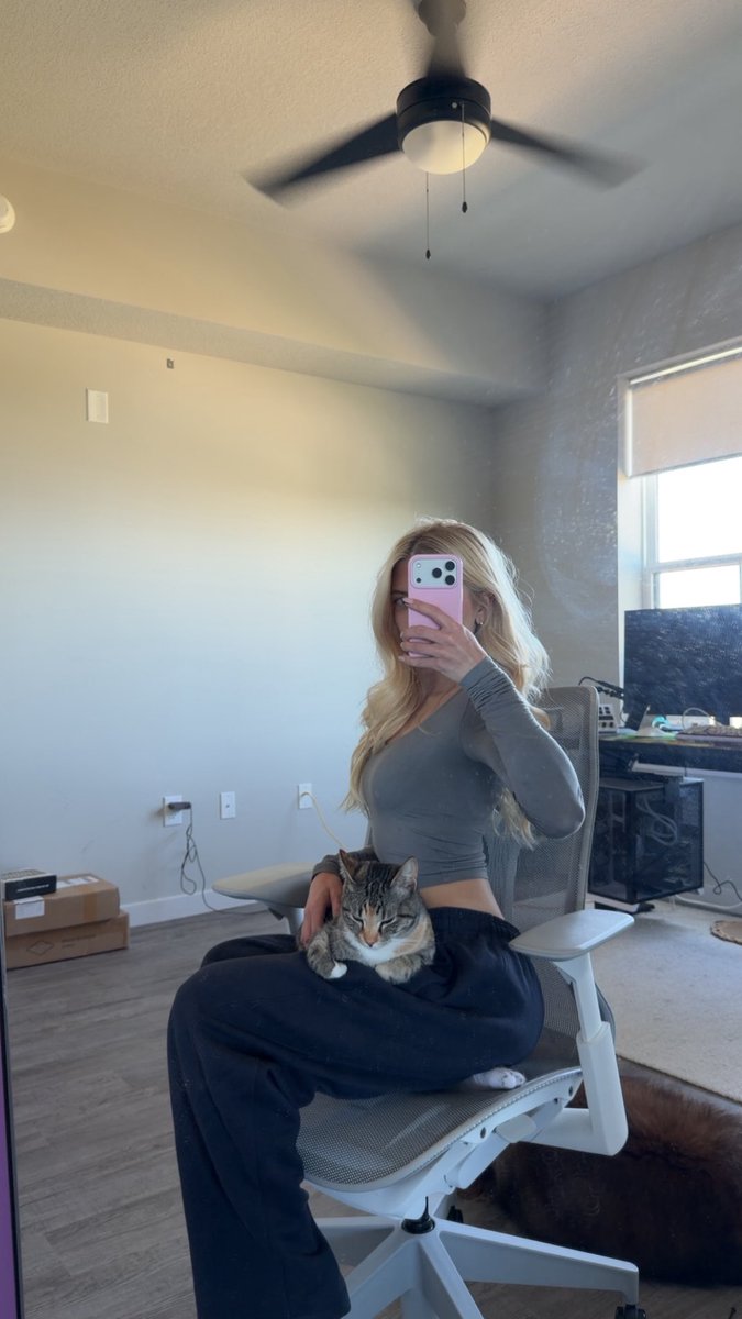 Kat (Kattpaccino) / Posts / X