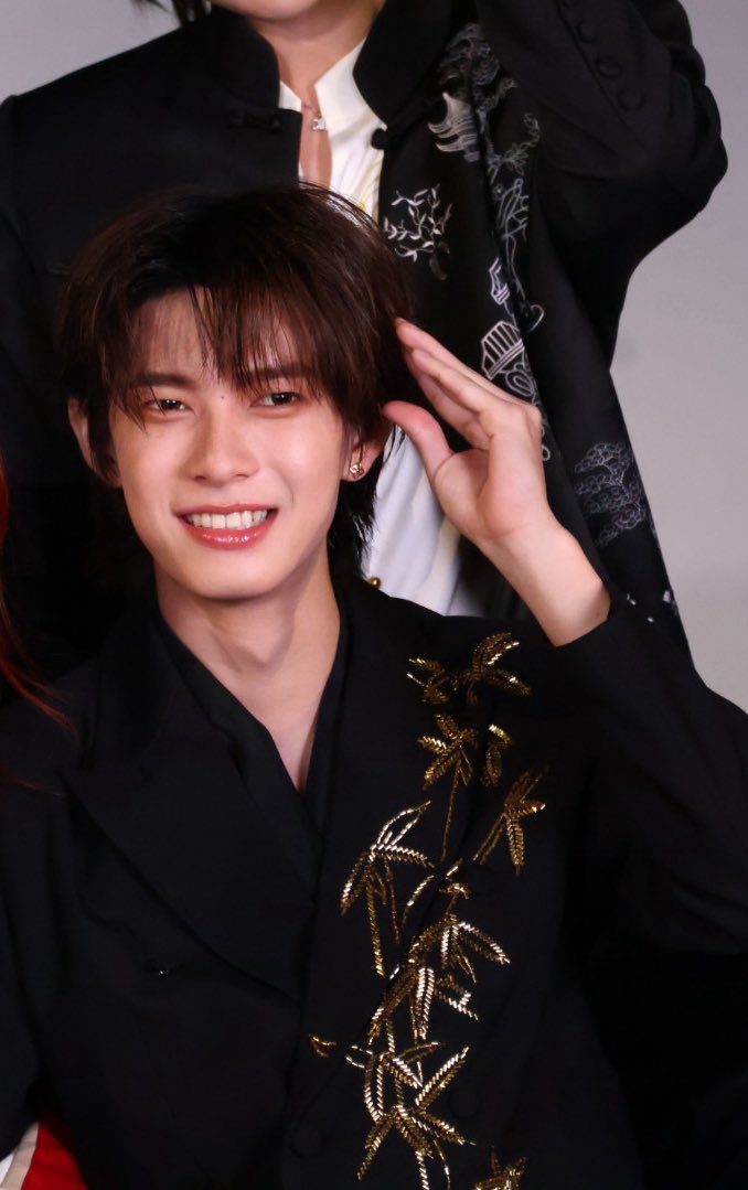 nuntt0ng1 tweet media