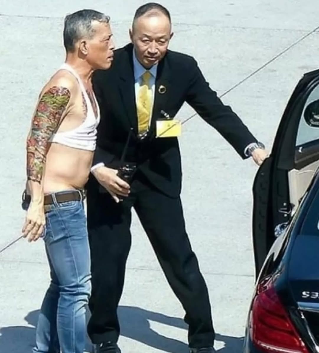 Rogue Fashion tweet media