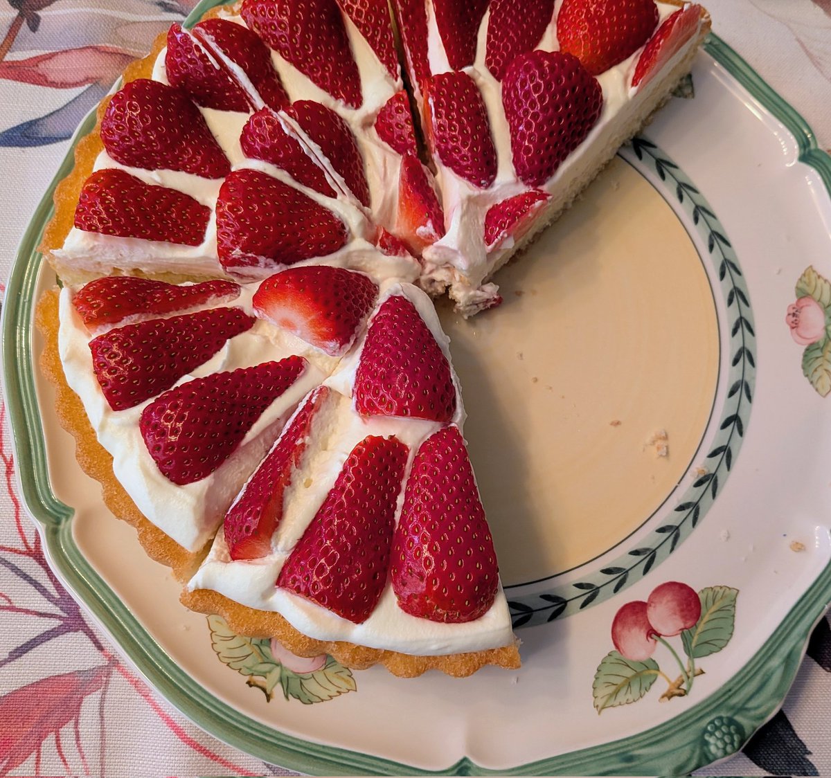 X. Brawne Lamia tweet media