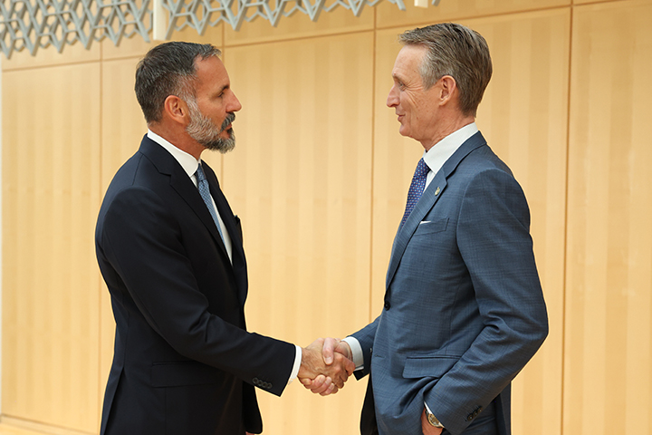 Greg McLean tweet media