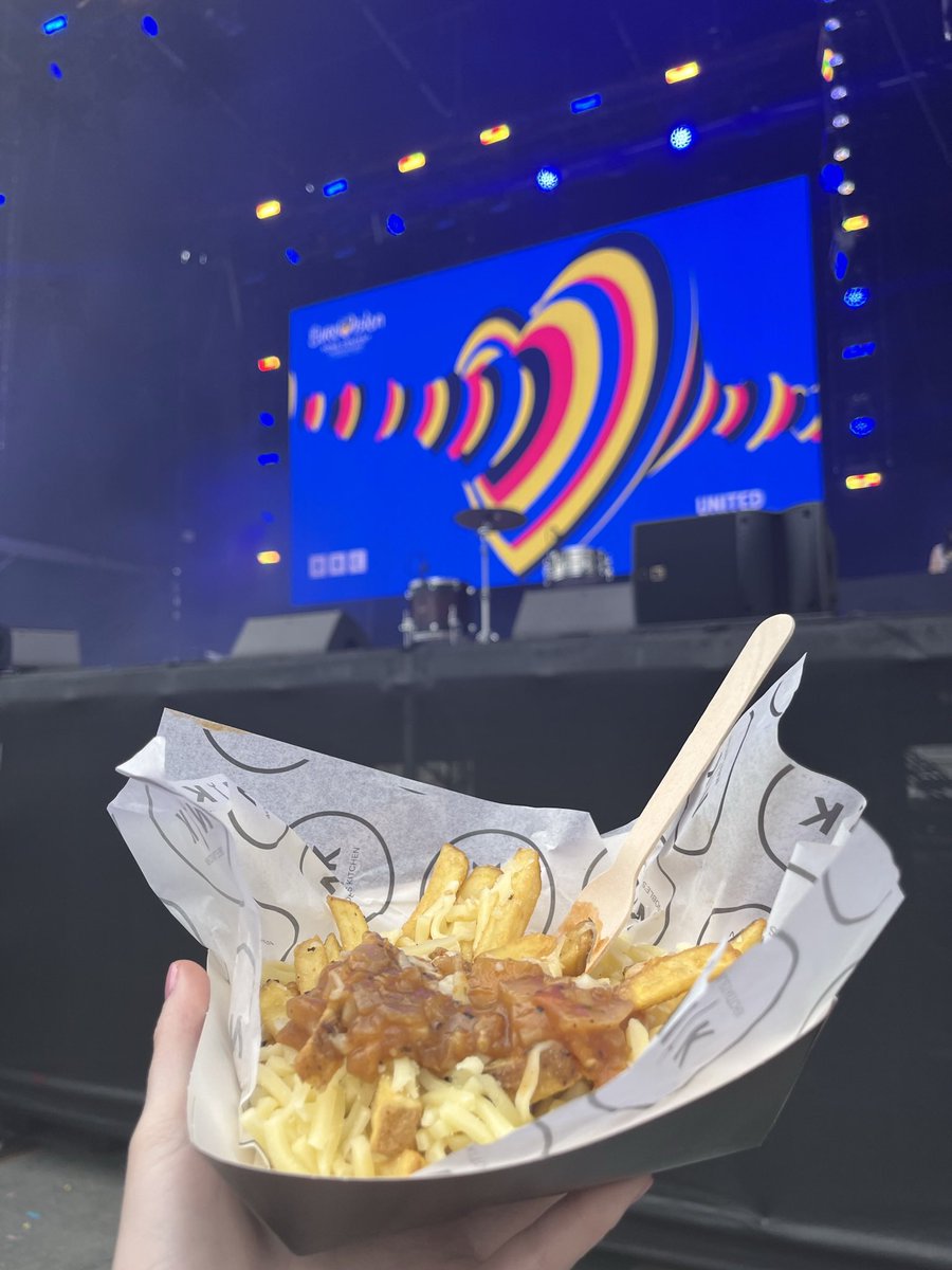 Sasha 🕶 tweet media