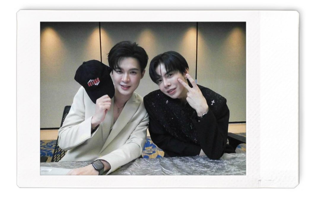 น้อน🍕 · งดบิน tweet media