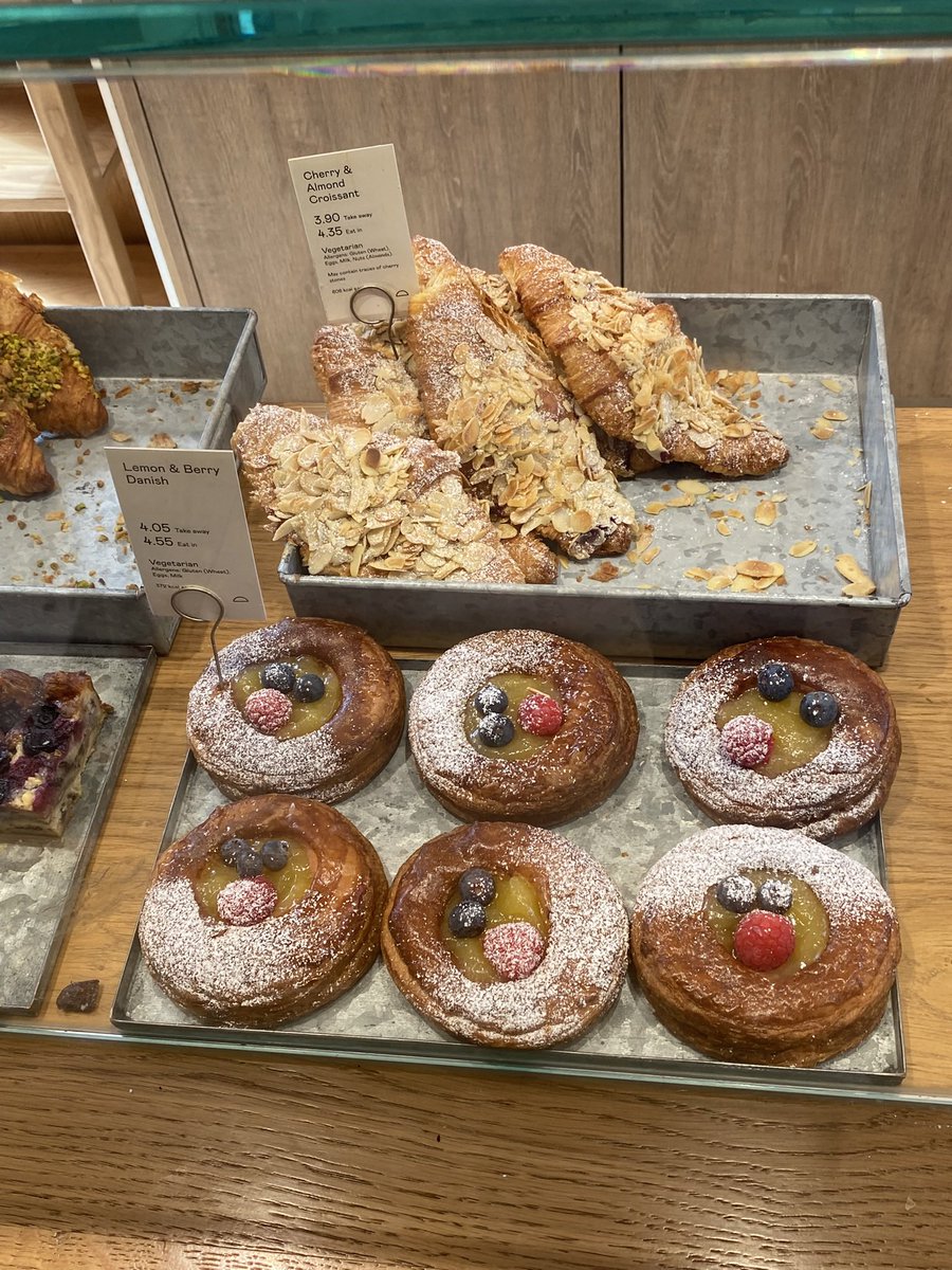 Claire D tweet media