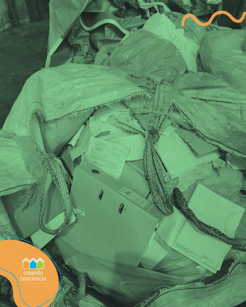 CoopCreando's tweet image. El papel que llega a la planta inicia su proceso de recuperación ♻️
Se clasifica por tipo y pasa controles para asegurar su calidad.
Un trabajo clave del equipo cooperativo 🙌
#SepararEsActuar #Reciclaje #EconomíaCircular #TrabajoAsociativo