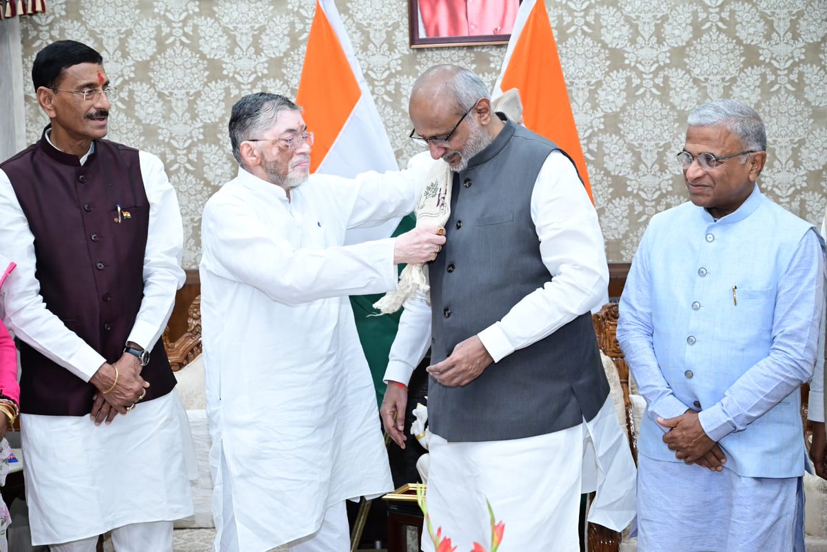 Santosh Gangwar tweet media