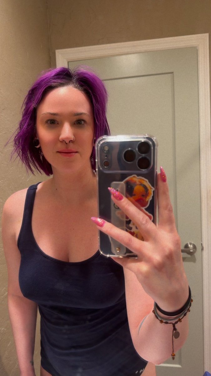 jes 🌊 tweet media