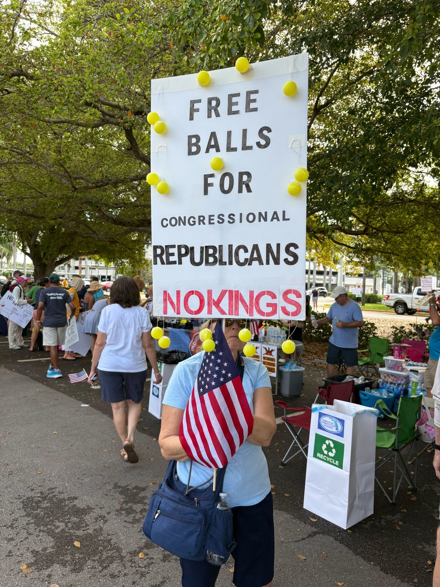 The Bulwark tweet media