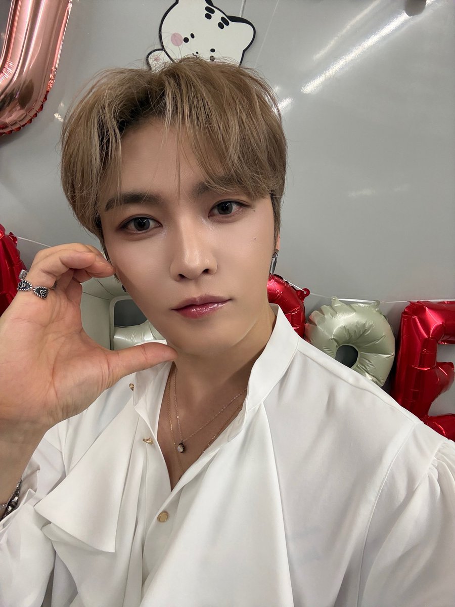 ˚˖𓍢ִ໋❀ tweet media