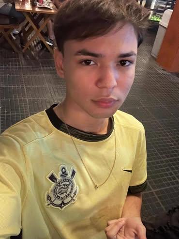 brenin lee bidon tweet media