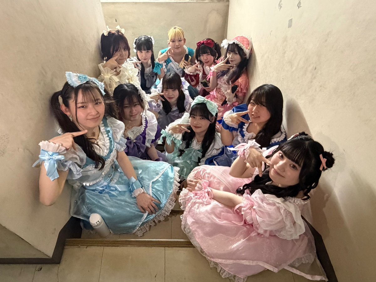 純白のアスター tweet media