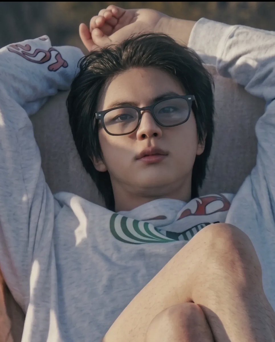 まろん tweet media