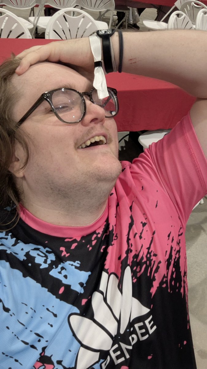 🇸 🇭 🇲 🇴 🇳 tweet media