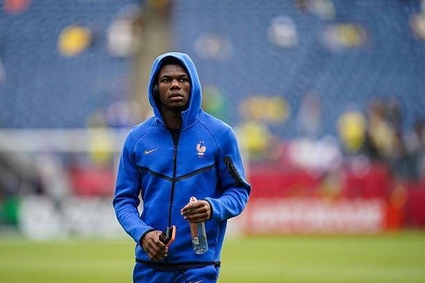 🚨🚨🚨 —  الاس ||⚽️

قد يُريح ديدييه ديشامب أوريليان تشواميني في المباراة القادمة.

تم استبدال اللاعب في المباراة الماضية كإجراء احترازي بسبب إصابة تعرض لها.