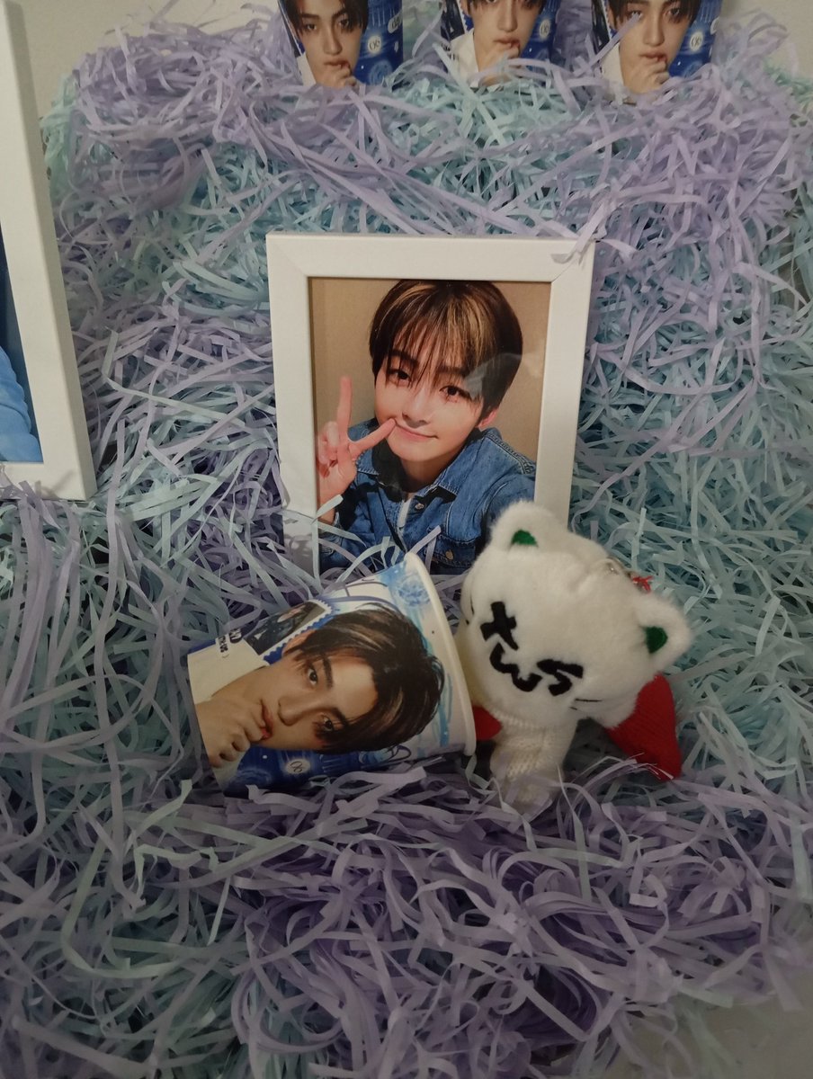GaleTawxn's tweet photo. 🪼✨🎂
#2803_SHININGHOON
#Happy_JIHOON_Day https://t.co/vXCoKK9oMC