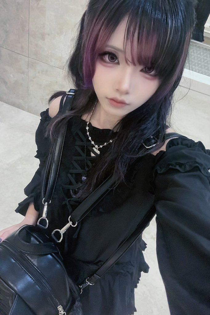 白昼夢 tweet media