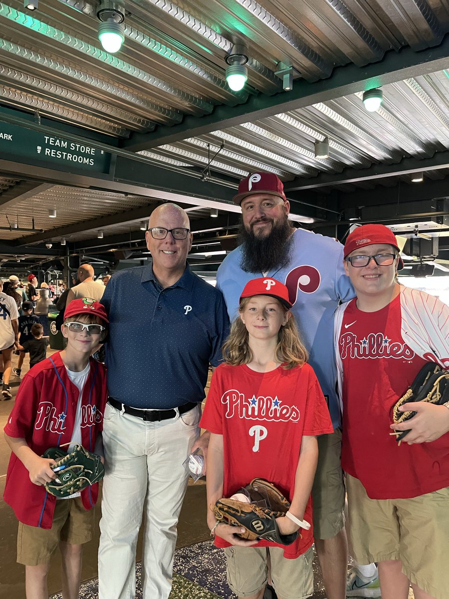 VinnyRayCDA's tweet photo. @RayDunne975 Sounds good! At least the come every other year now. Last time we were there, we met up with TMac https://t.co/G6foeTyGHE