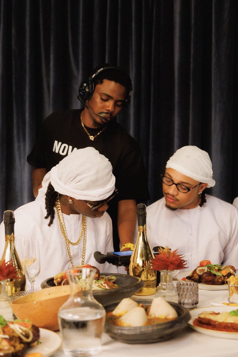 HEIS🦇 tweet media