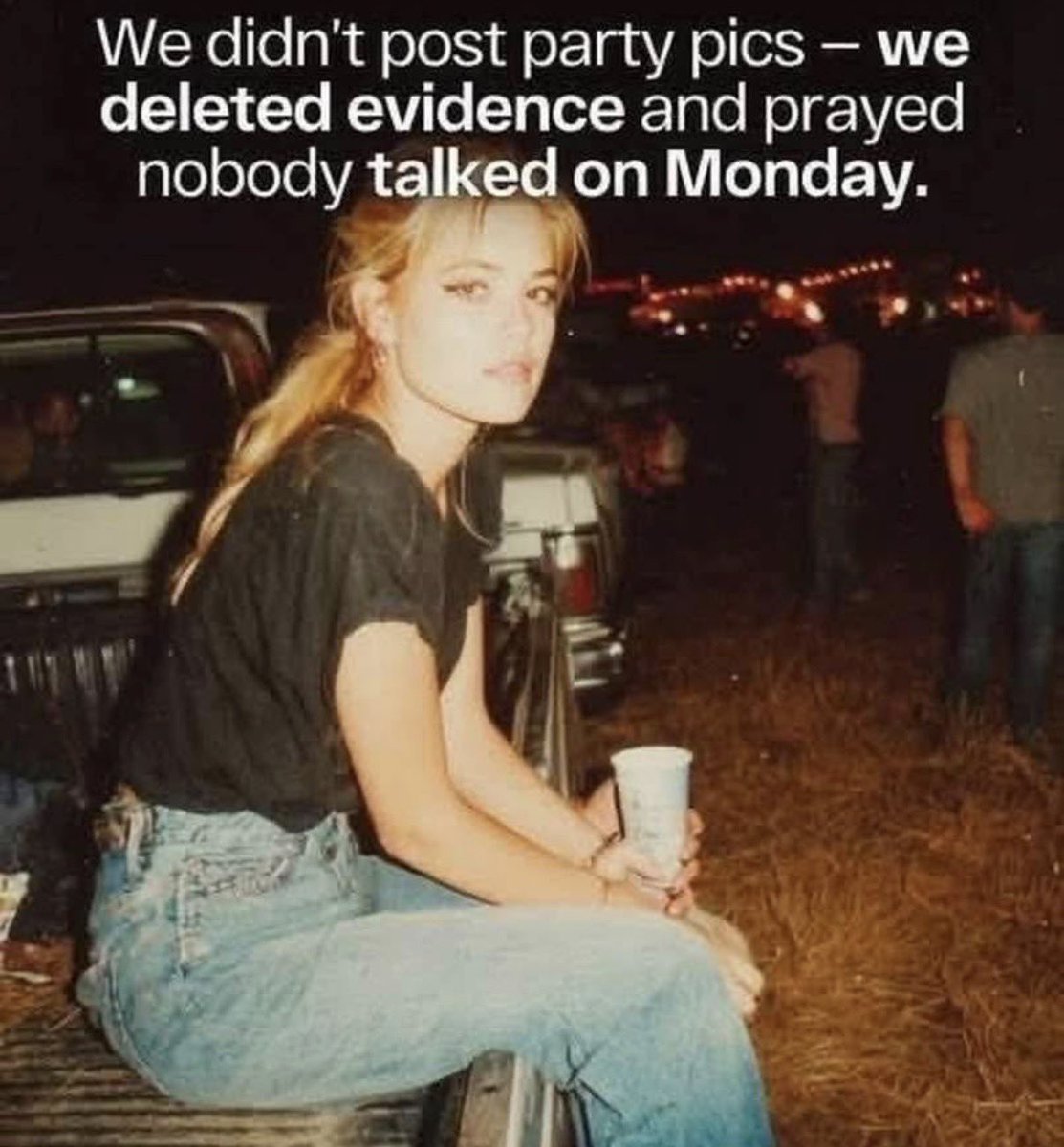 Apocalyptic Lovers tweet media
