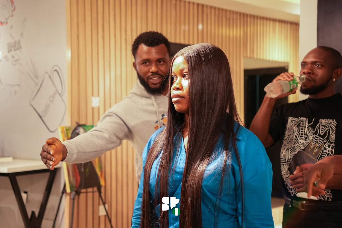 Deezarrh👑 tweet media