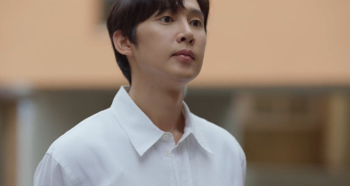 kenthusiastic10's tweet photo. Favorite line from #ThePracticalGuideToLoveEp9: “But I’ll be so good to you that you won’t even have to think that.” Tae-seop already reassuring Ui-yeong it’s only smooth paths ahead and proving it by rescuing her from that creep. #ThePracticalGuideToLove #HanJimin #ParkSunghoon https://t.co/q1JnEAIhgG