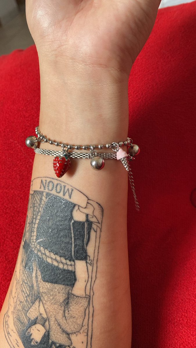 vicky 🪷 tweet media