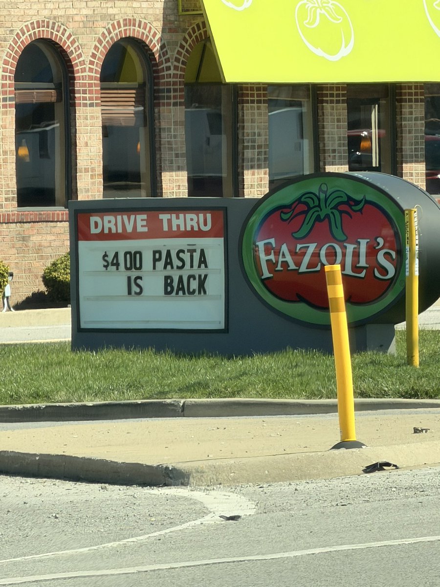 brigfrancois's tweet photo. Inflation has hit my @Fazolis pretty hard https://t.co/aiac8ZxSJ8