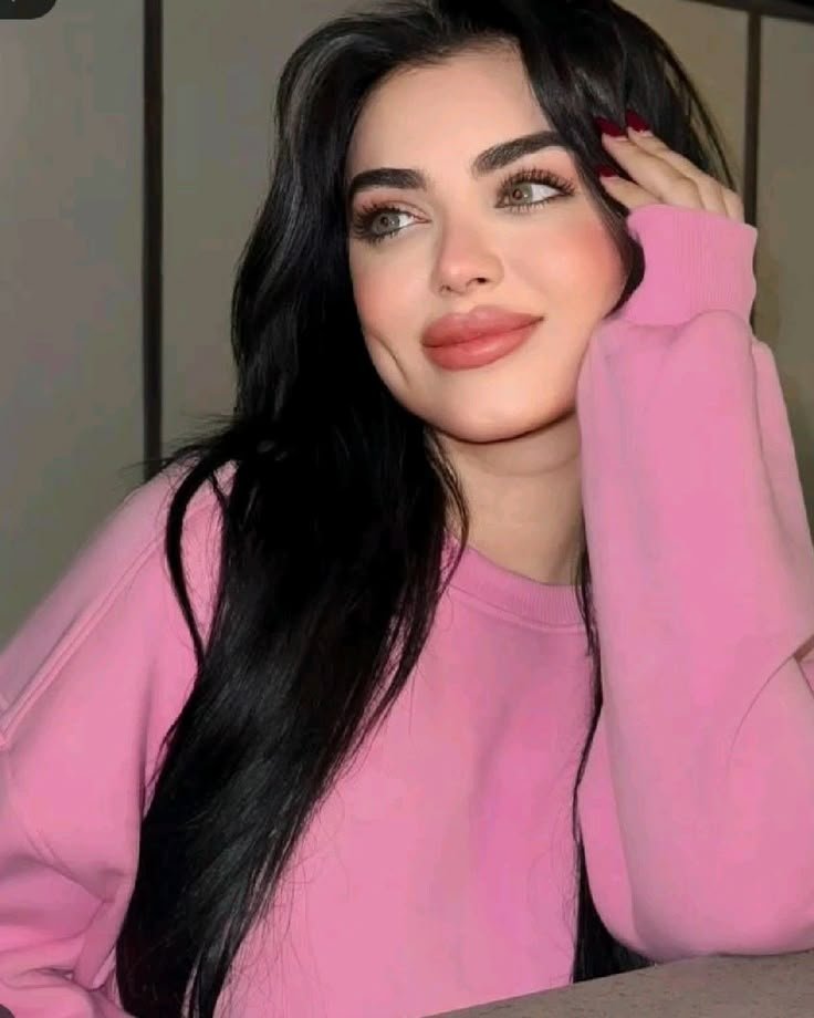 خـــديــجــة الـــســعـــود tweet media