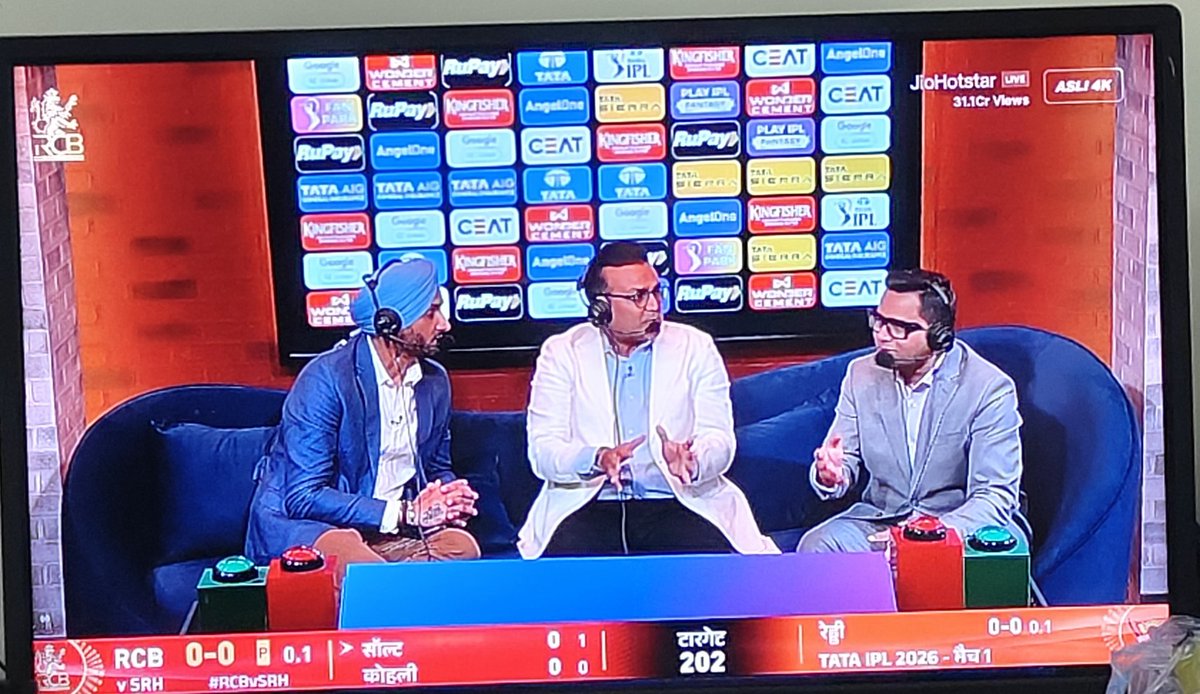Gautam__kumar's tweet photo. Commentry ❌ 
Faltu bakwas ✅ 
#IPL2026 #RCBvsSRH #Viratkohli #SRHvsRCB #Sehwag #Akash #Bhajji #PhilSalt https://t.co/JYGDqCRdaA
