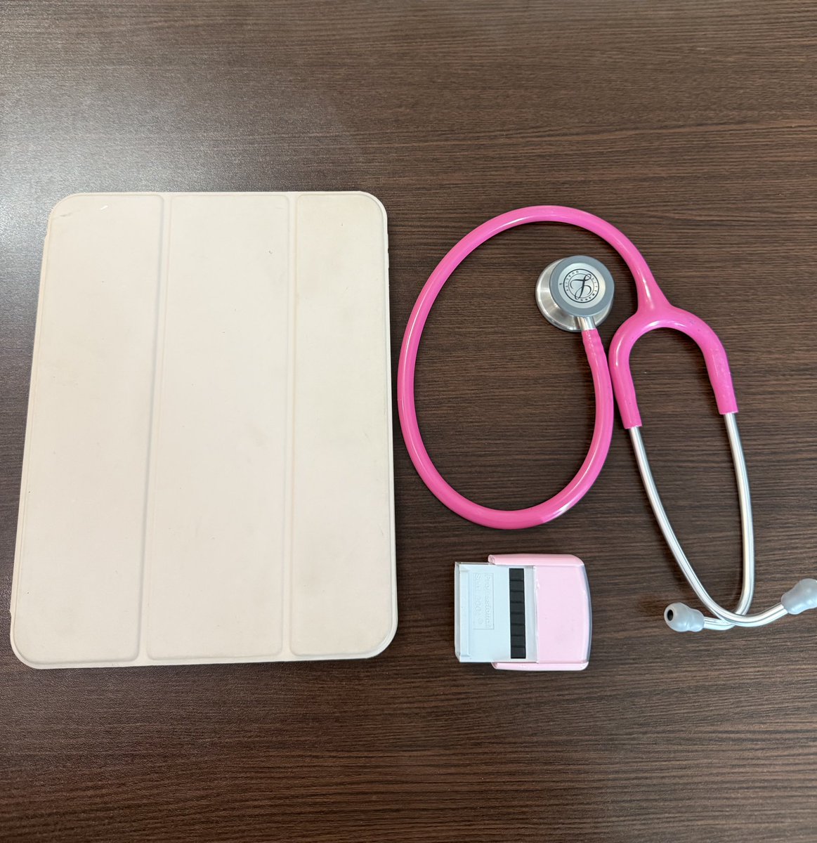 notremadame 🌙 tweet media