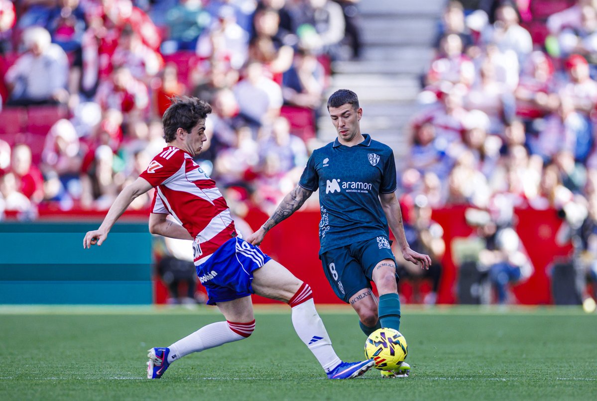 SD Huesca tweet media