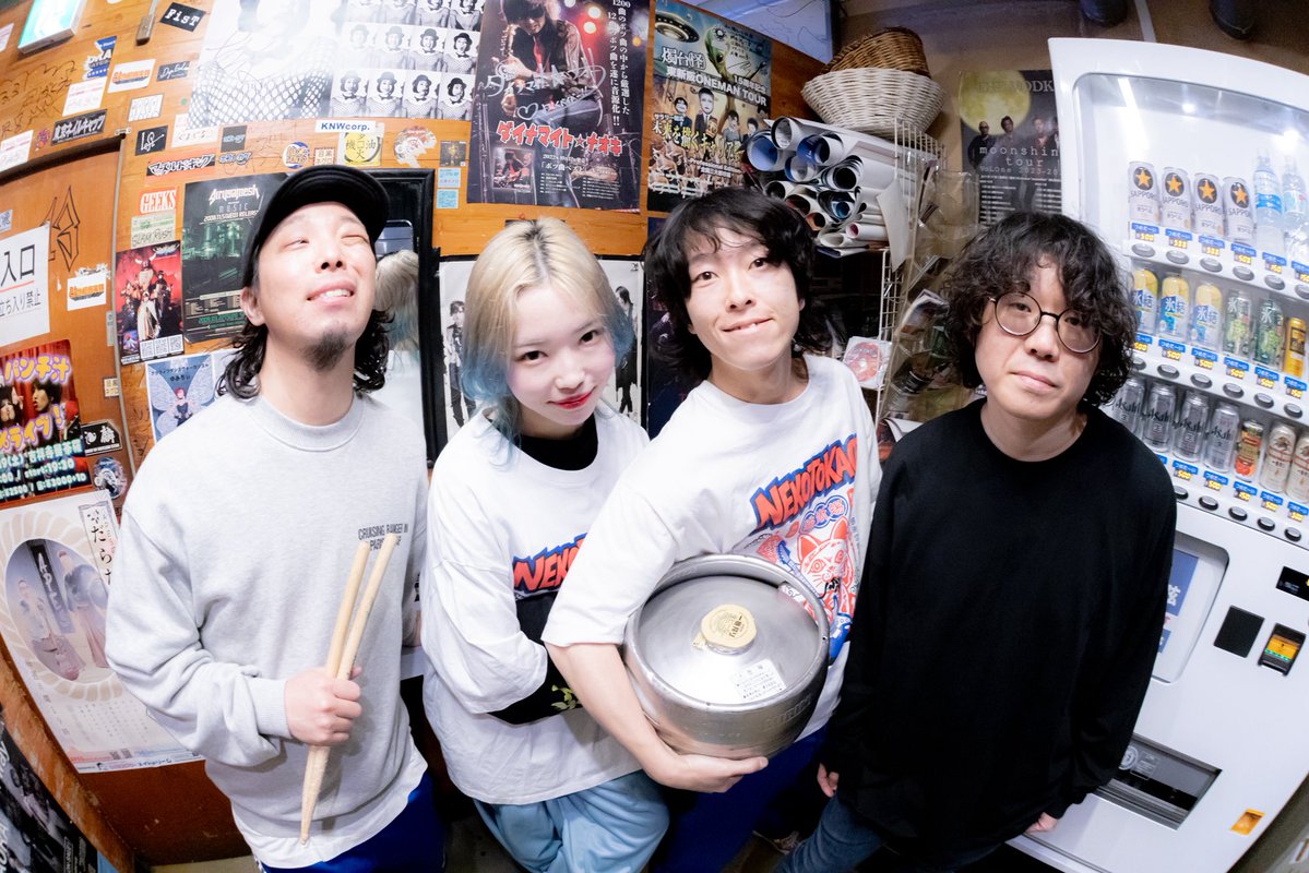 ネコトカゲ tweet media